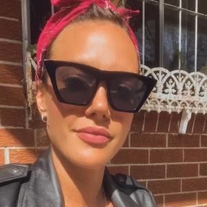 Meet your Posher, Erica